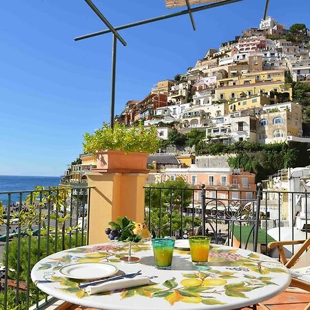 Buca Di Bacco Hotel Positano Bagian luar foto