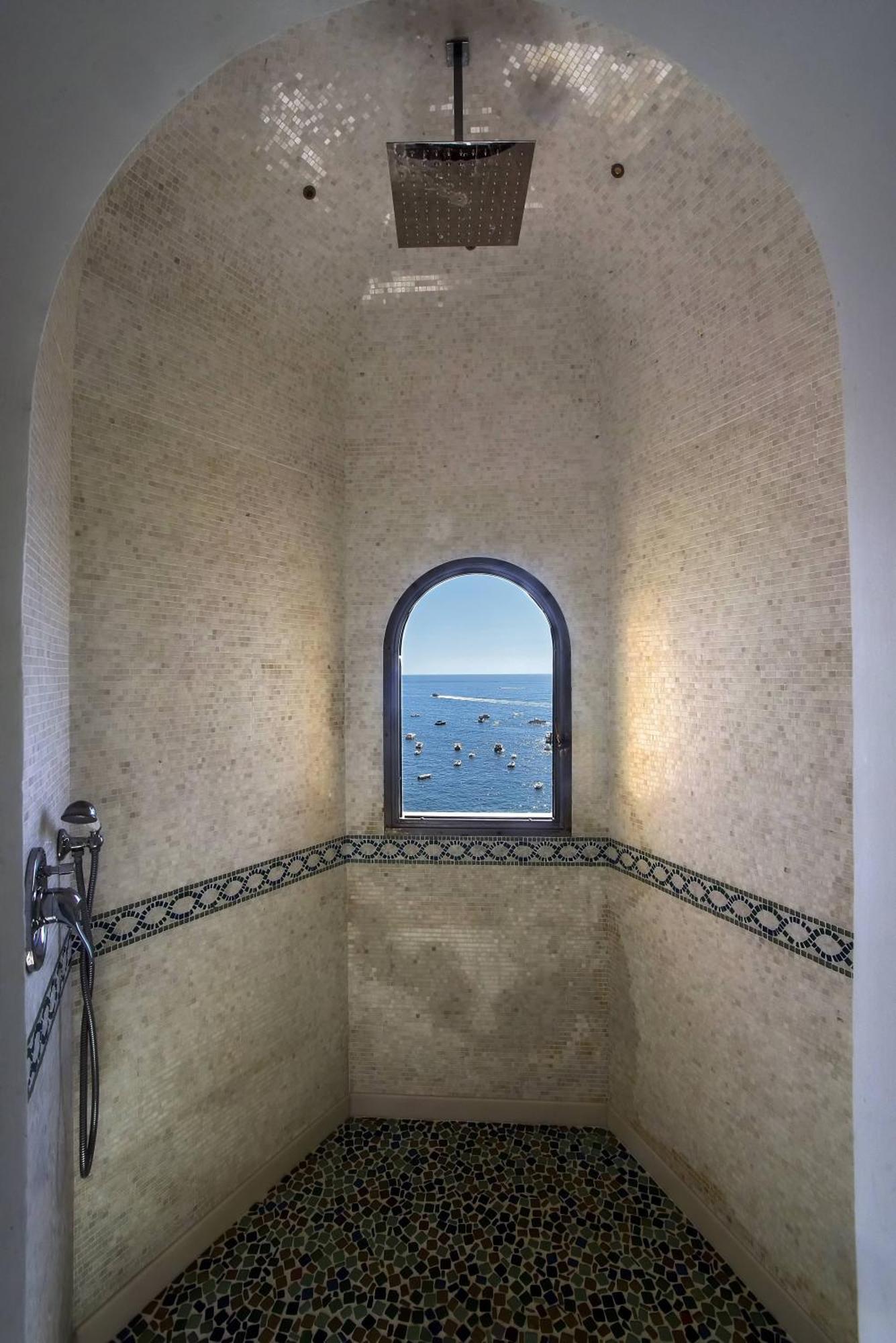 Buca Di Bacco Hotel Positano Bagian luar foto